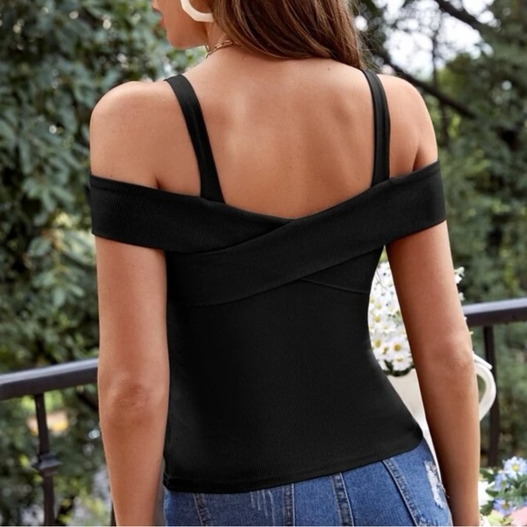 Black Open Shoulder Slim Fit Shirt - Picture 2 of 8